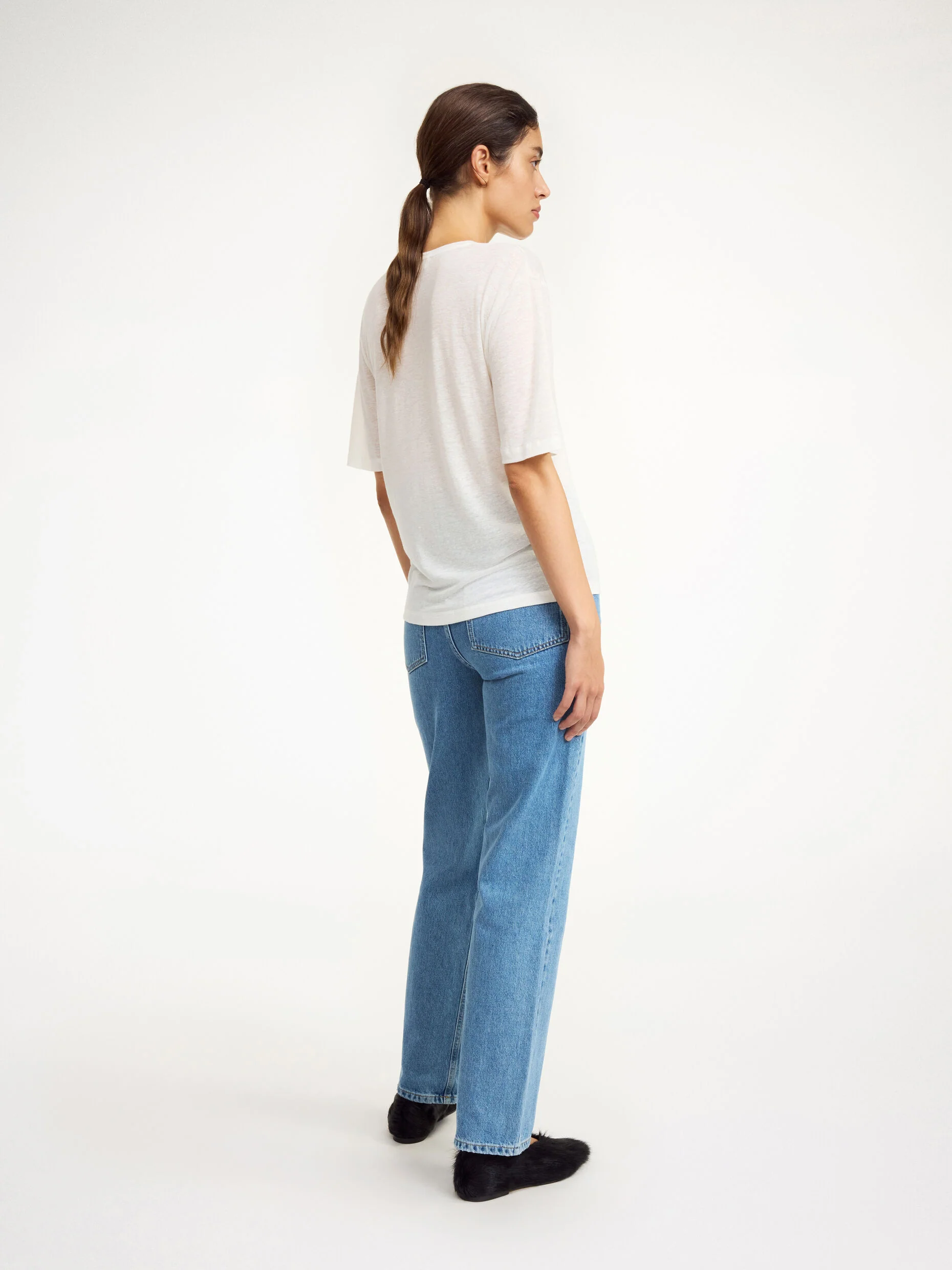 Amaringa T-shirt: Soft White - Image 4