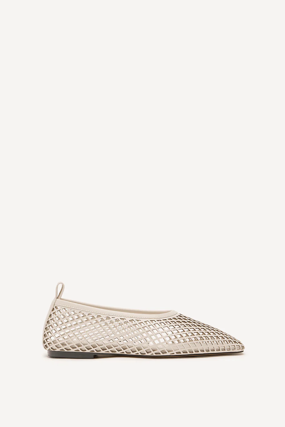 Lou Perforated Flat: Crema - Image 4