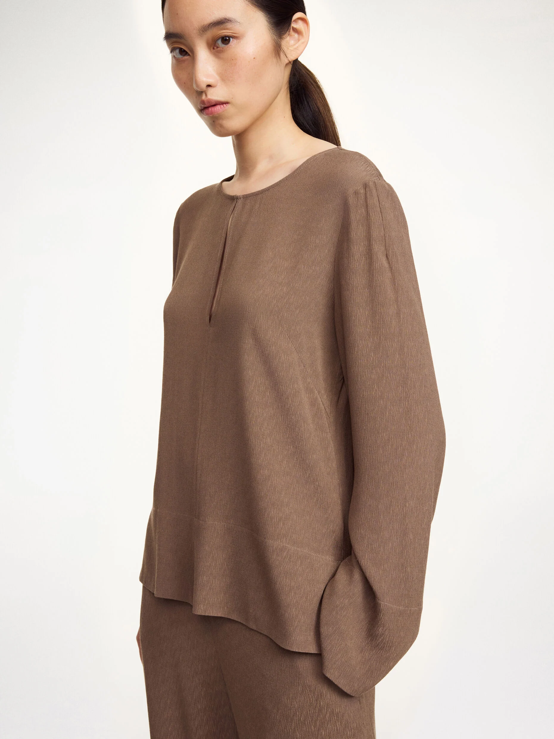 Malukka blouse: Chocolate Chip - Image 3