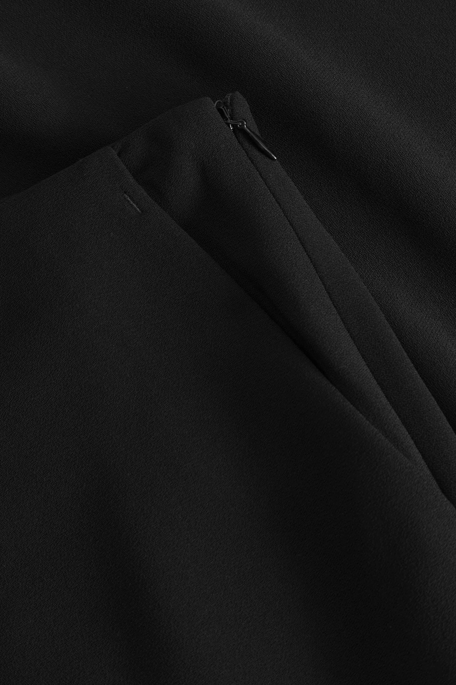 Nimo Crepe Georgette Skirt: Black - Image 5