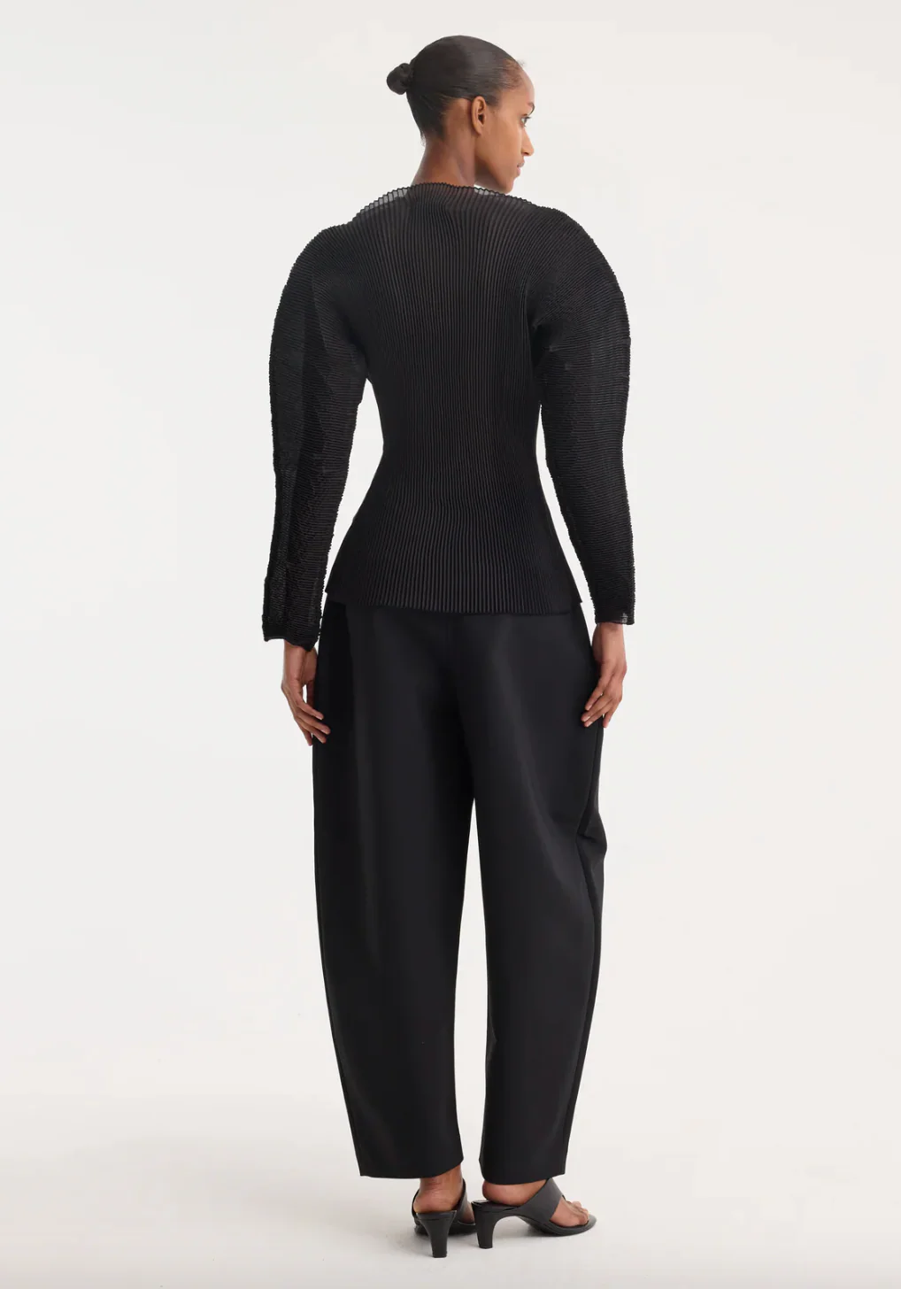 sculptural plissé top: black - Image 3
